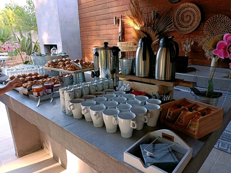 Organisation traiteur pour Petit déjeuner, Café d’accueil et Pauses à Frontignan, près de Sète